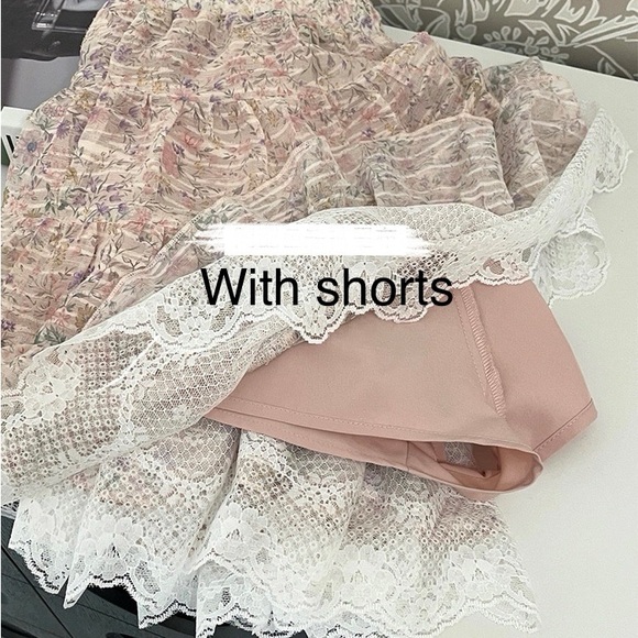 NWT pink lace floral skort - Picture 4 of 4